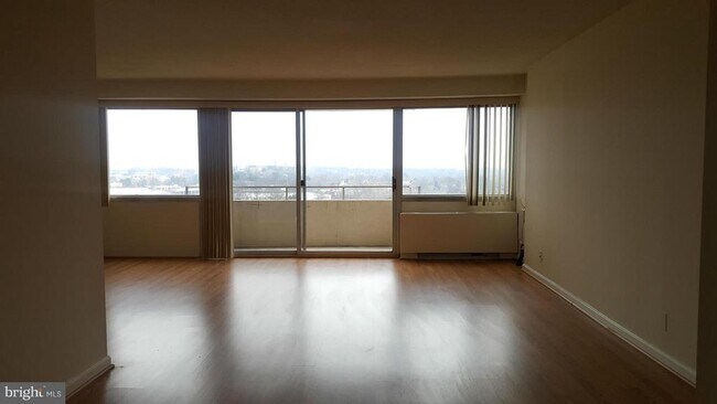 Building Photo - 4515 Willard Ave