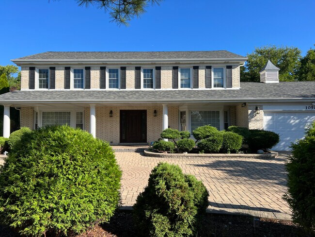 Foto del edificio - 1050 E Lake Ave