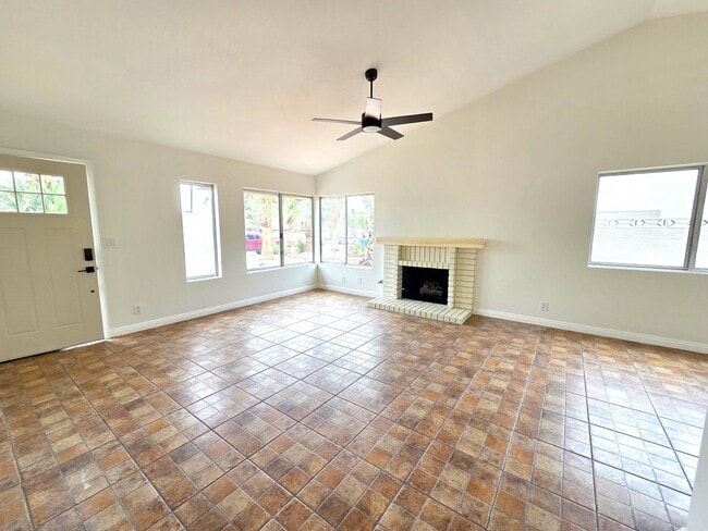 Foto del edificio - Single-Story home located in the vibrant city of Henderson