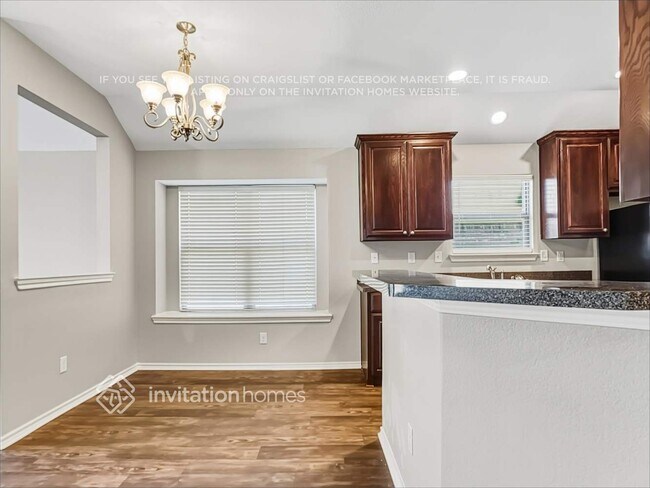 Foto del edificio - 413 Windridge Dr