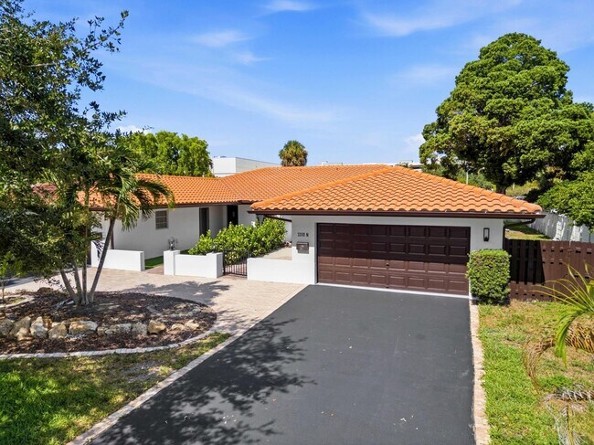Building Photo - 3310 NW 90th Ave