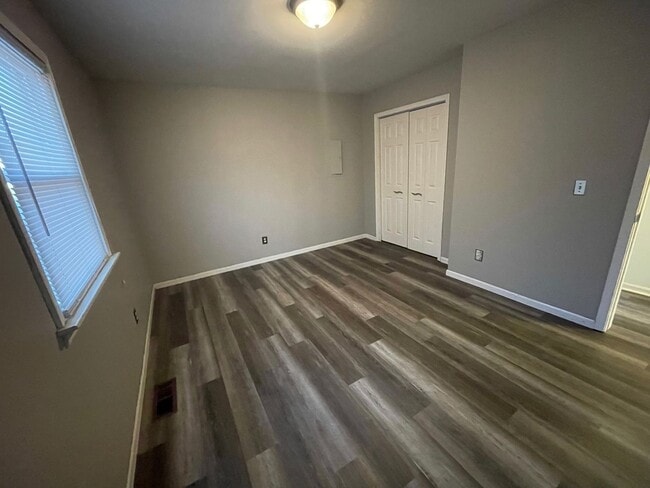 Building Photo - Charming 3bd/1.5ba Ranch in Desirable Royal Oak