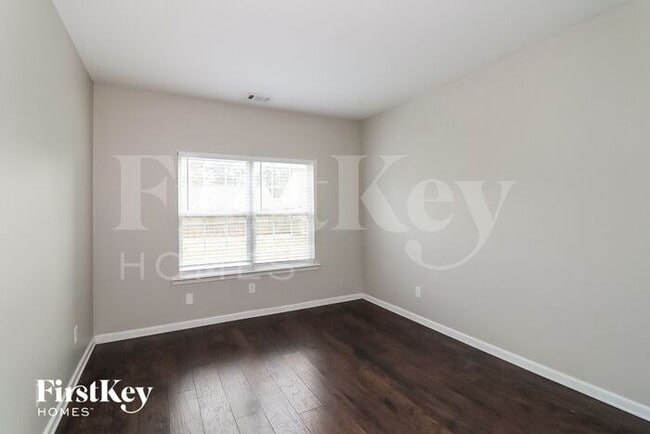 Building Photo - 314 Tuggle Ct
