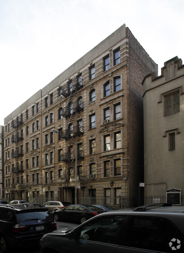 Primary Photo - 8-10 W 108th St