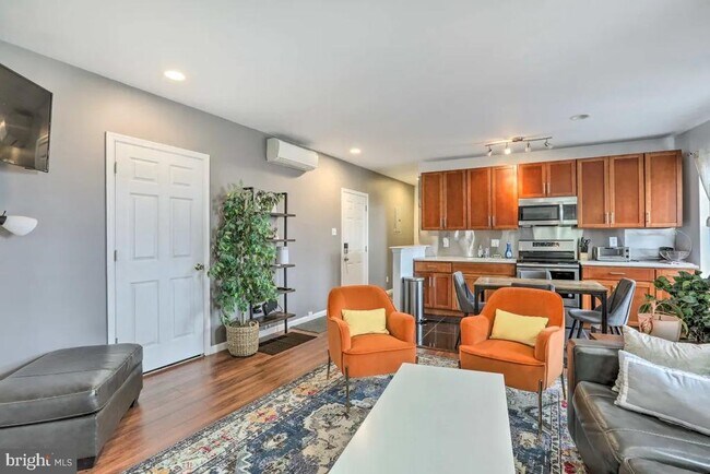 Foto del edificio - 3877 Dungan St
