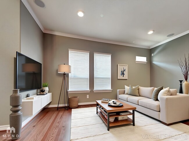 Building Photo - 2849 Kings Retreat Cir