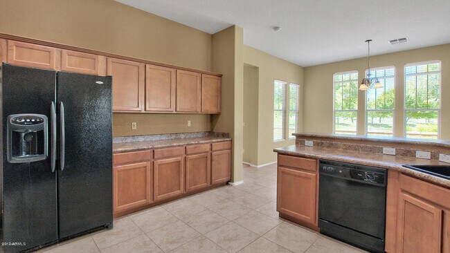 Foto del edificio - 4163 N Evergreen St
