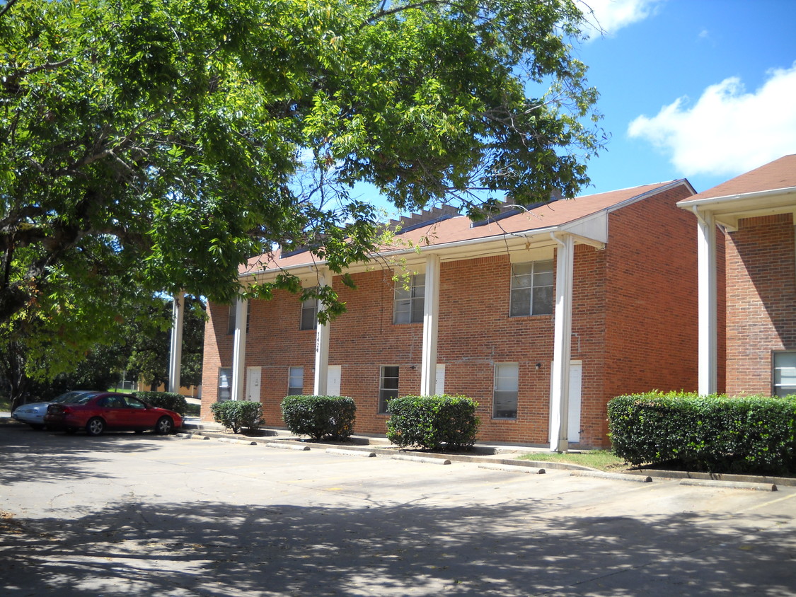 Primary Photo - Sandra Townhomes