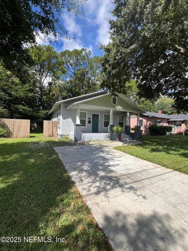 Building Photo - 2818 White Ave