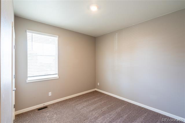 Foto del edificio - 5230 Janga Dr