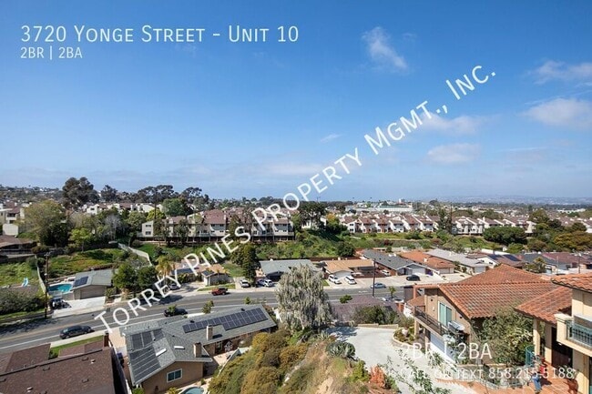 Building Photo - 3720 Yonge St