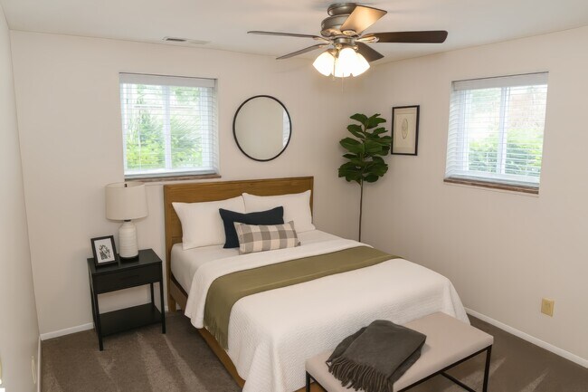 Foto del edificio - Dundee Place 4919 Davenport