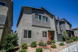 Building Photo - 4531 Stardust Moon Ave