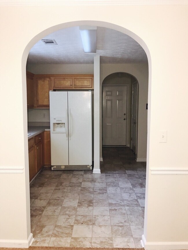 Foto del edificio - 2899 Stone Creek Dr