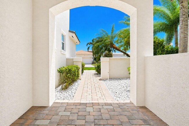 Building Photo - 207 Isle Verde Way