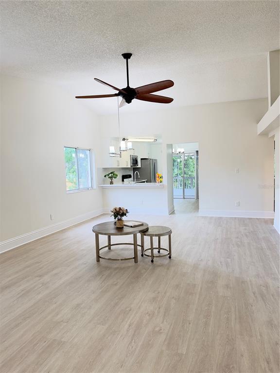 Foto del edificio - 7138 Harbor Heights Dr