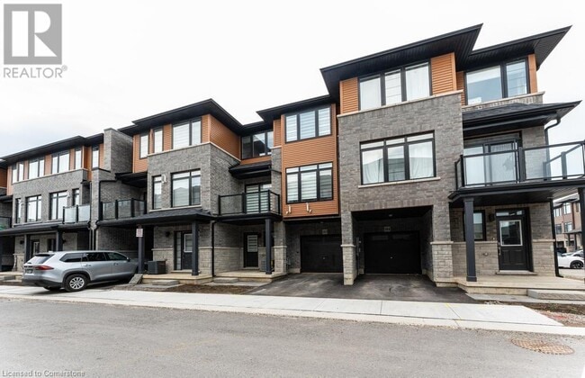 Photo du bâtiment - 461 Blackburn Dr