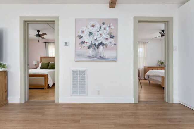 Foto del edificio - 705 Ivey Cir