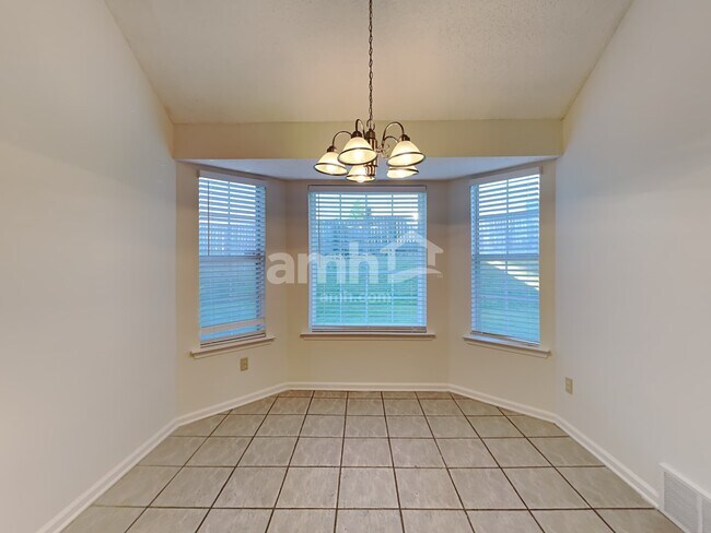 Building Photo - 1114 Green Fern Cv