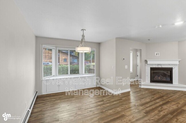 Building Photo - 8609 Augusta Cir