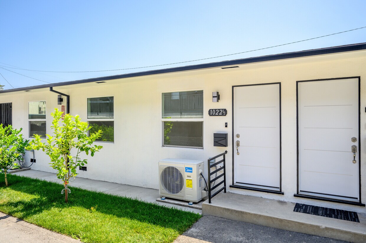 Foto principal - 1022 Spazier Ave