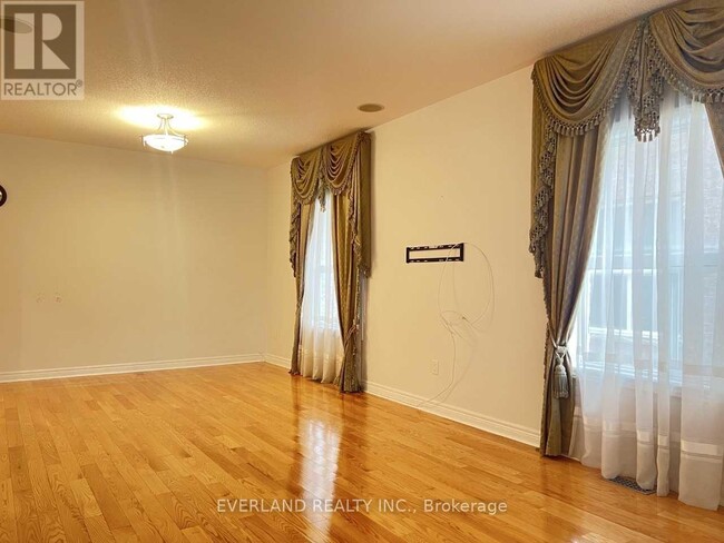 Building Photo - 50 Danpatrick Dr