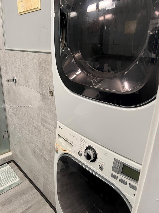 Building Photo - 168 NW 53rd St