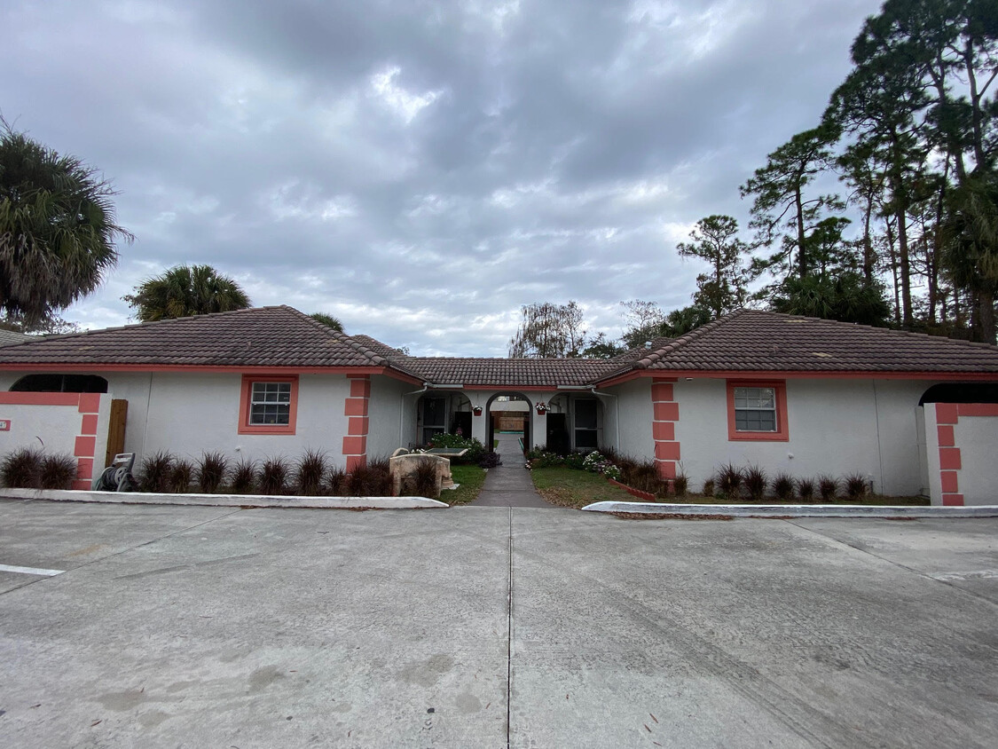 Foto principal - 14041 Wellington Trace
