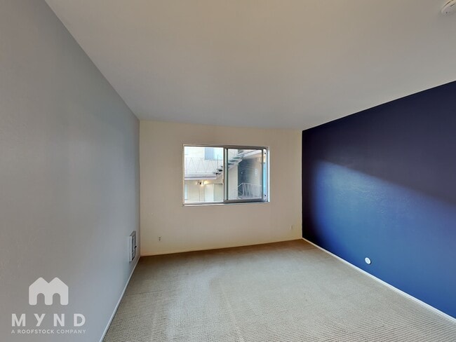 Building Photo - 360 Vernon St