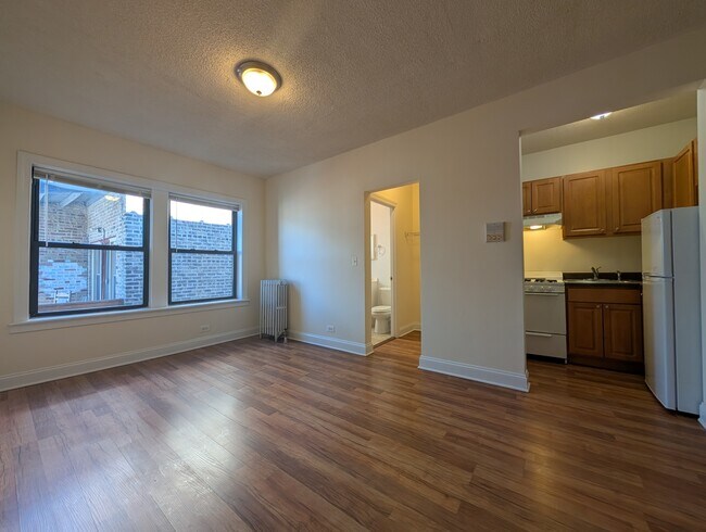 Building Photo - 1742 N Humboldt Blvd