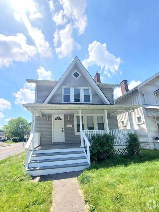 Building Photo - 771 S Richardson Ave