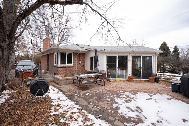 Foto del edificio - 180 Estes St