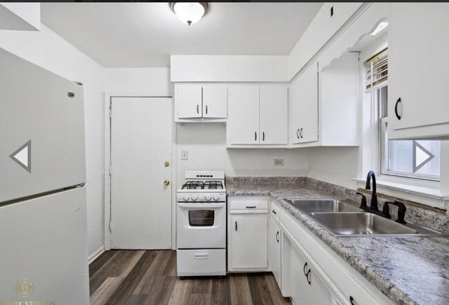 Foto del edificio - 1208 S 49th Ct