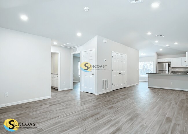 Foto del edificio - 827 Hickory Ave