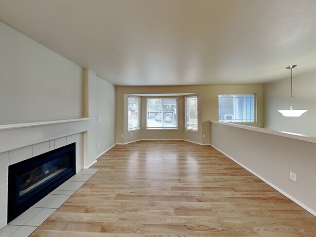 Building Photo - 8320 74th Dr NE