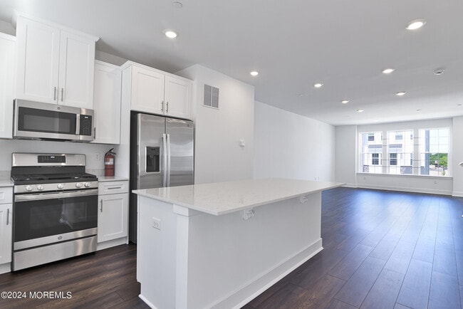 Foto del edificio - 18 Crimson Dr