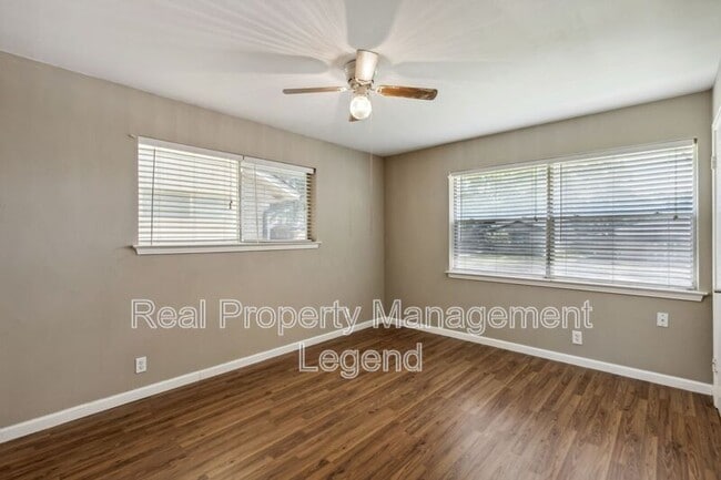 Building Photo - 13425 Janwood Ln