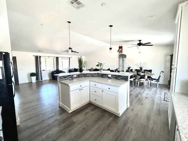 Foto del edificio - 20707 Teton Rd