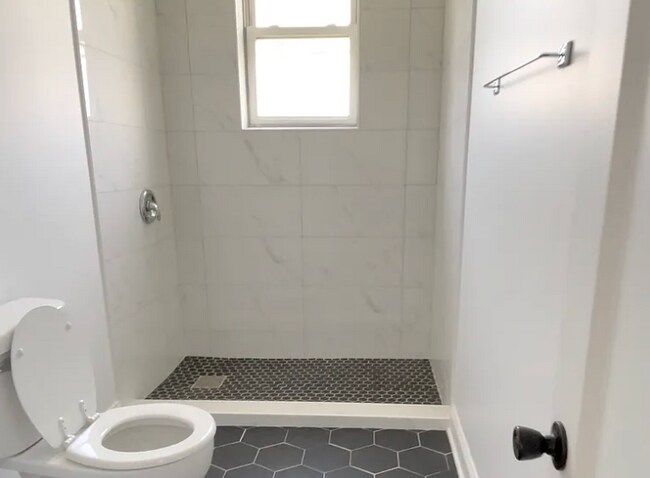 Building Photo - 11259 S Vincennes Ave