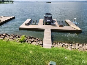 Building Photo - 2110 Gunwale Cir