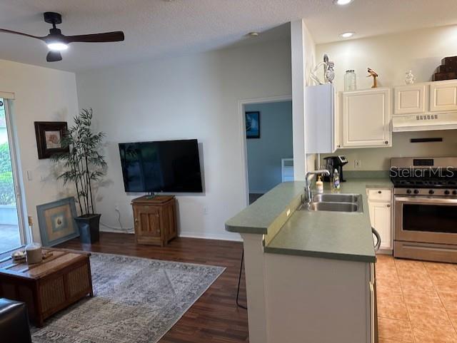 Building Photo - 12303 Hollybush Terrace