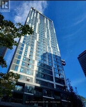 Building Photo - 65 Mutual St