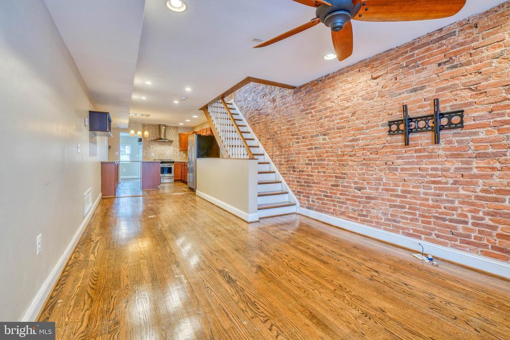 Foto principal - 1348 Andre St