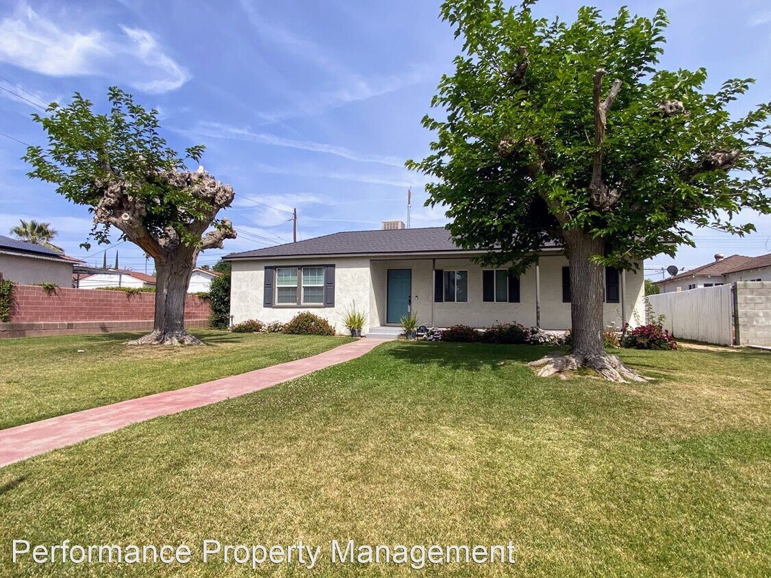 Primary Photo - 3 br, 1 bath House - 3141 Linden Ave.