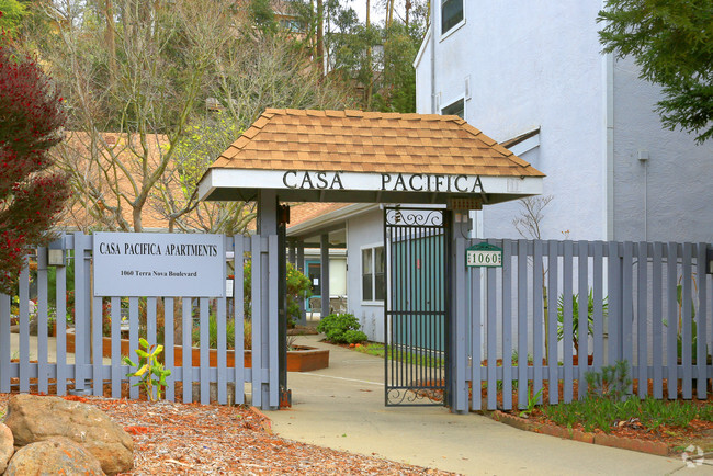 Entrance - Casa Pacifica Apartments