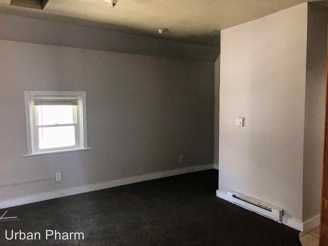 Foto del edificio - 748 Chatham St NW