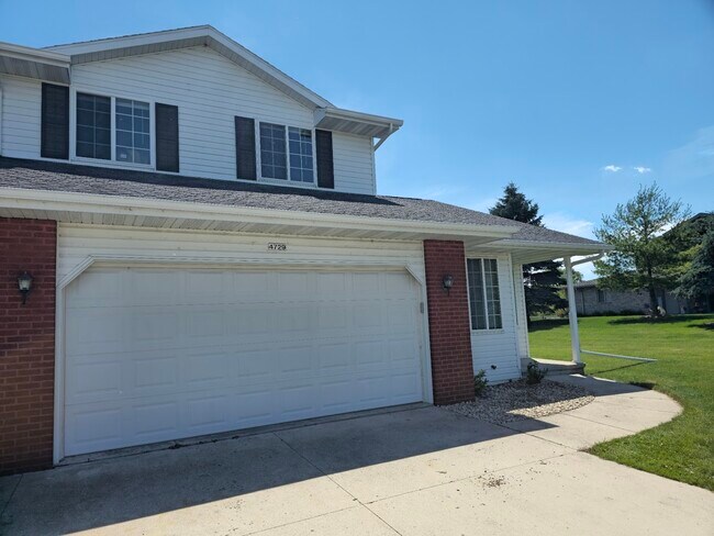 Foto del edificio - 4729 Fox Grove Rd
