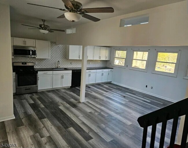 Foto del edificio - 119 Dartmouth Trail