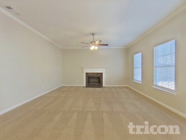 Foto del edificio - 1121 Corkscrew Way