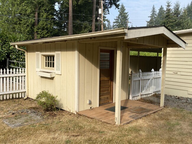 Building Photo - 11724 29th Ave SE